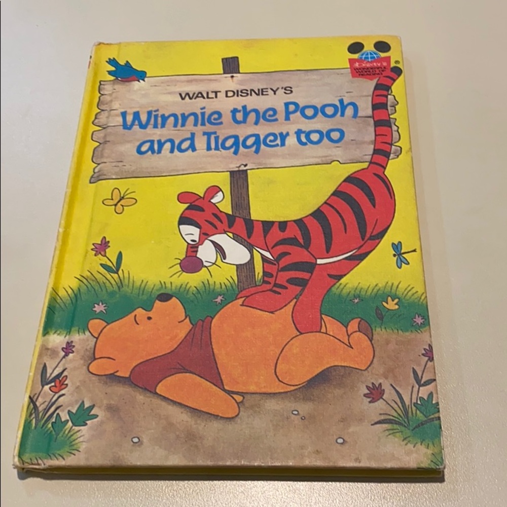 Vintage Winnie the Pooh & Tigger Too Book for kids